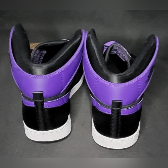 Jordan 1 - Purple Satin - Size 12 - Picture 5 of 6